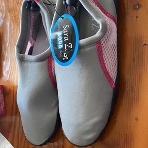 Sara Aqua Women's Gray and Pink Slip-On Water Shoes
